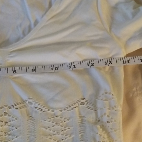 Form fitting top - Picture 5 of 6